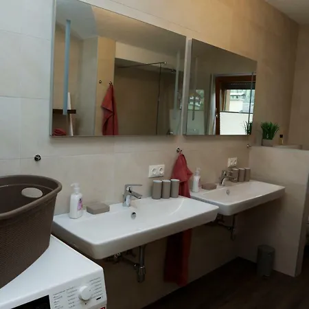 Haus Schoenblick * Neustift im Stubaital