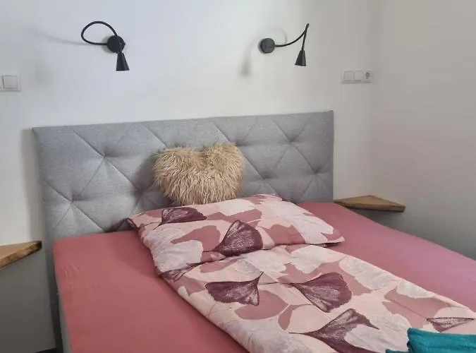 Apartment Haus Schoenblick Neustift im Stubaital