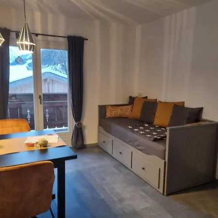 Haus Schoenblick Apartment *